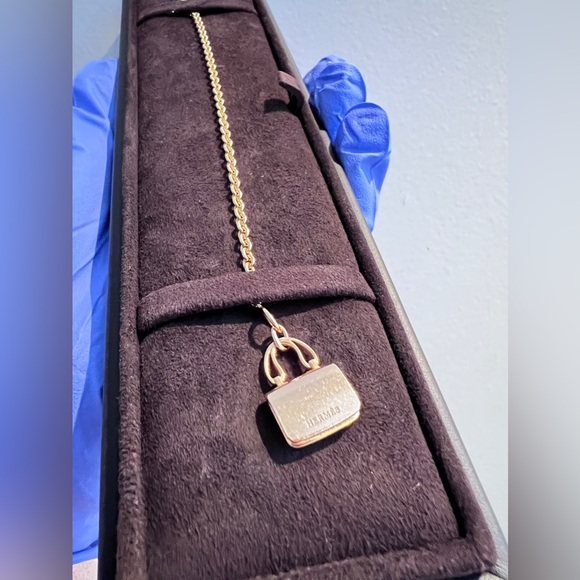 🩷SOLD🩷Authentic Hermes Constance bracelet rose gold with pink sapphires - Picture 8 of 11